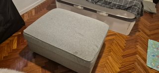 Reposapiés IKEA KIVIK con almacenaje – Gris