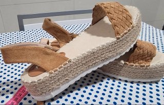Sandalias cuña mujer nuevas talla 41