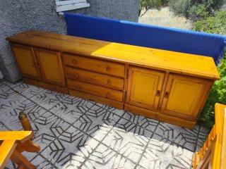 Mueble de salón de madera