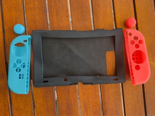 Nintendo Switch + Maletín COMPLETO + Fifa 20