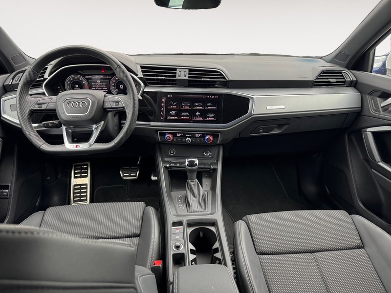 Audi Q3 2024, foto 12