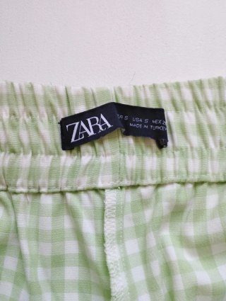 Pantalón cuadros vichy Zara verde