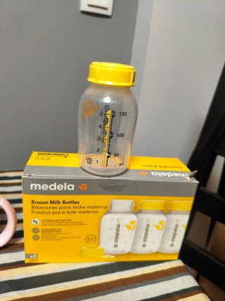 Medela Biberones/botes x3 150ml. Regalo Nuk