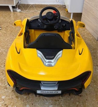 Coche teledirigido grande para niños (2-6 años)