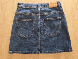 2 minifaldas vaqueras T 13-14 Zara y Mango Kids