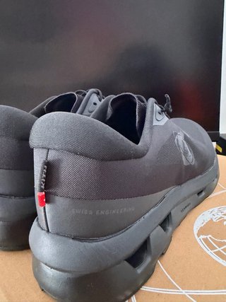 On Running x Kith Cloudzone Talla 41