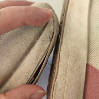 Zapatillas casual beige y rosa
