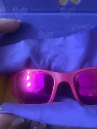 Gafas de sol infantiles rosas y moradas