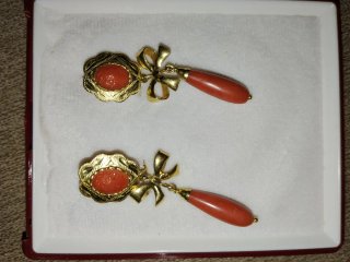 Pendientes Oro 18k Coral Rojo