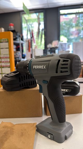 TALADRO ATORNILLADOR FERREX + BATERIA 20V