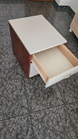 Mesa escritorio 120 x 60 con buc de cajones