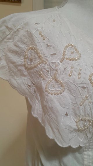 Camicetta bianca cotone con perle