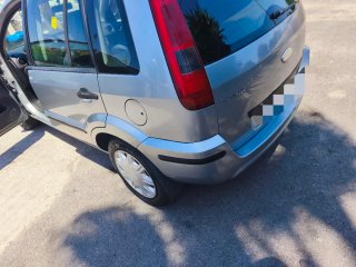 Ford Fusion 2005