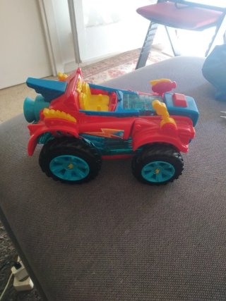 Coche Monster Roller Rojo y Azul