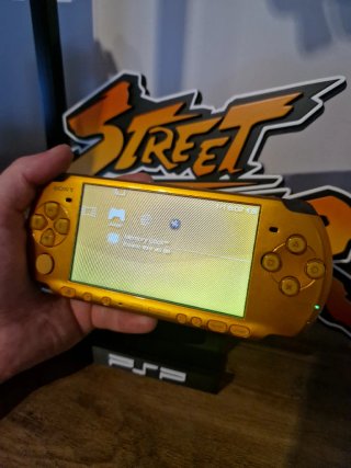 PSP 3000 Sony Dorada