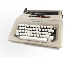 Maquina de escribir Olivetti Lettera 25