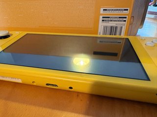 Nintendo Switch Lite Amarillo