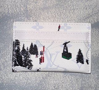 Tarjetero Louis Vuitton Blanco Estampado Invierno
