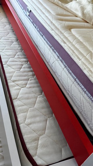 Letto a castello con materassi memory foam