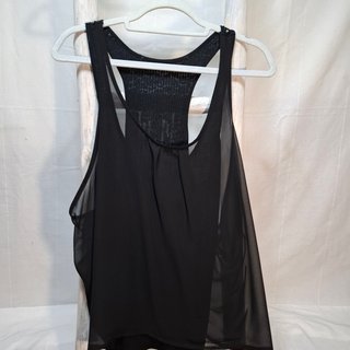 Camiseta Mango gasa espalda lentejuelas