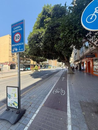 Local comercial en venta en Gamarra - La Trinidad en Málaga