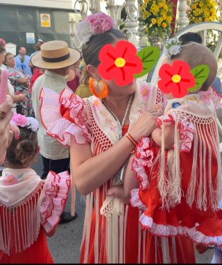 Traje de flamenca naranja con volantes