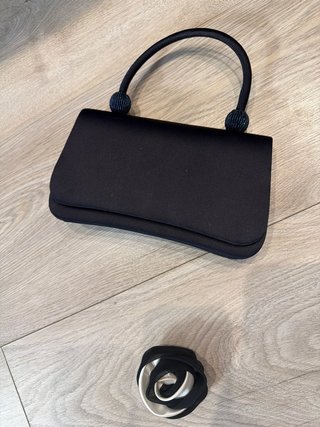 Bolso de fiesta negro con cuentas