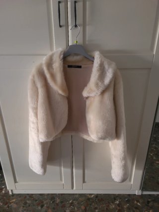 Chaqueta pelo beige