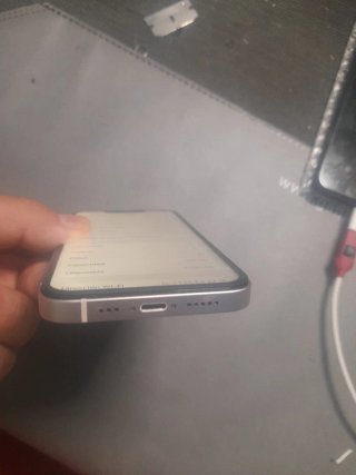 iPhone 13 Apple