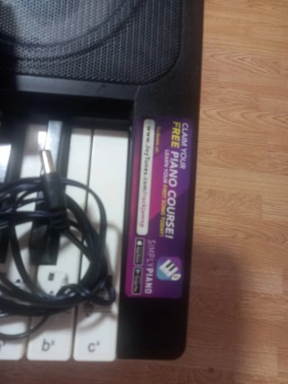 ¡¡¡URGE POR MUDANZA!!! Teclado RockJam R201 con so