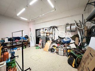 Local comercial en venta en Fondo en Santa Coloma de Gramanet