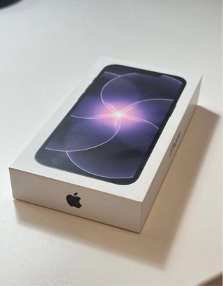 NEW iPhone 17e Negro