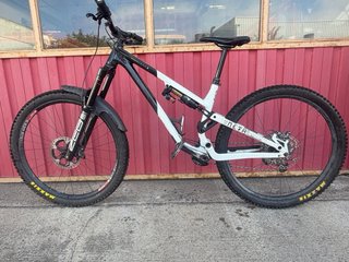 Bicicleta Commencal Meta AM29 Enduro