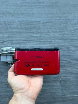 Nintendo 3DS XL Nera + Caricabatterie