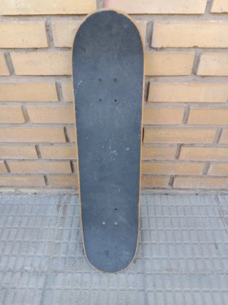 Monopatín Enuff Diseño Geométrico