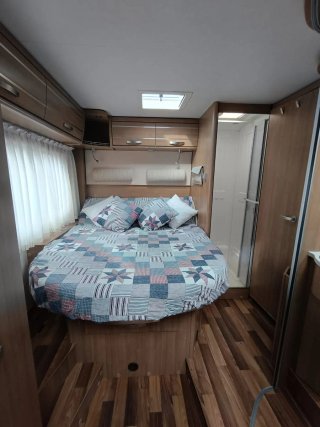 Autocaravana Hymer T589 2013   Está en ALICANTE