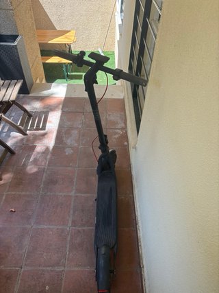 Patinete eléctrico Navee V25i Pro