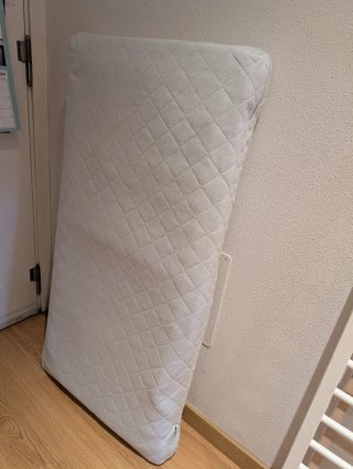 Cuna Gulliver blanca