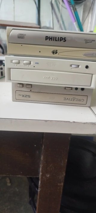Lote Componentes PC: Discos Duros, RAM, Tarjeta Gr