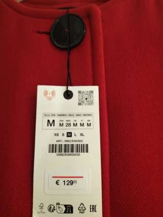 Abrigo Zara Rojo Talla L Nuevo, con la etiqueta
