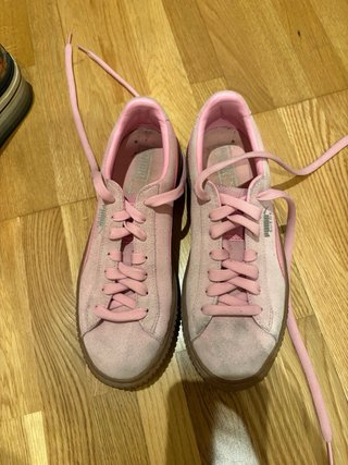 Lote de Zapatillas Converse, Nike, puma y victoria