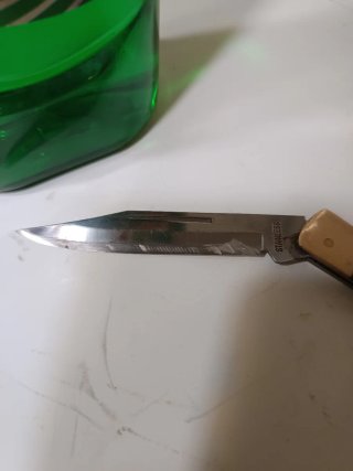 Navaja de bolsillo madera y latón