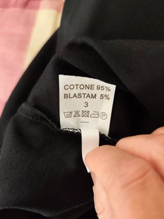 Pantaloni neri vita alta effetto pelle L