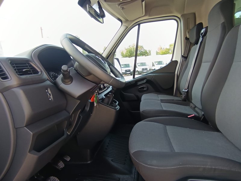 Renault Master 2023, foto 10