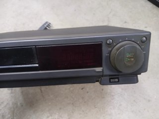 Videoregistratore VHS Hitachi M140E