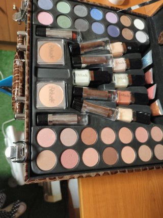 Estuche de maquillaje cocodrilo