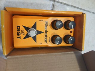 Pedales de efectos para guitarras electricas.