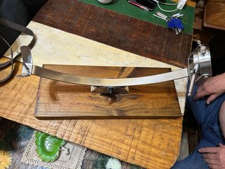 Jamonero de madera y acero inoxidable