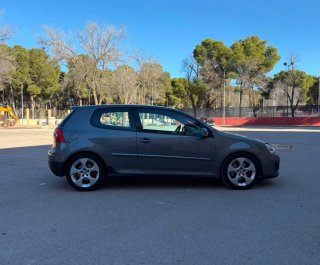 Volkswagen Golf 2005