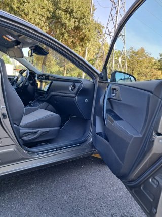 Toyota auris 11/10/2018